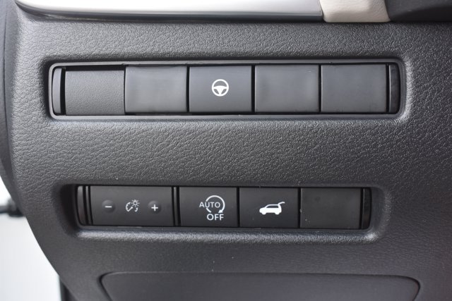 Used 2023 Nissan Rogue SL FWD image 29