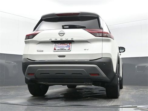 Used 2023 Nissan Rogue SV image 26