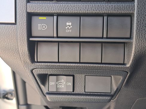 Used 2024 Toyota Tacoma SR5 image 31