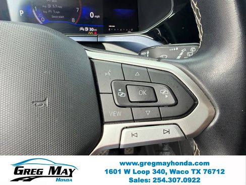 Used 2022 Volkswagen Taos SE FWD image 17