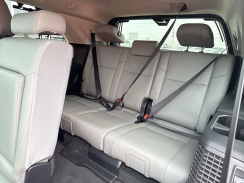 Used 2023 Toyota Sequoia Limited w/ Tow Technology Package AWD/4WD image 25