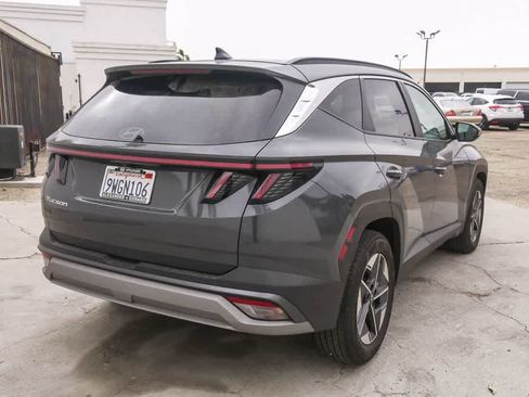 Used 2026 Hyundai Tucson SEL FWD image 9