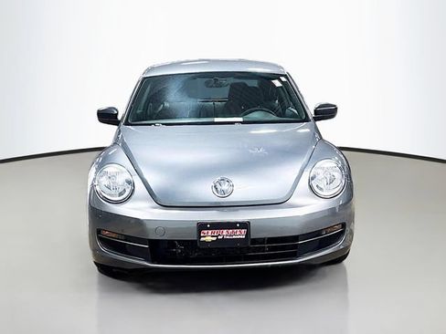Used 2012 Volkswagen Beetle 2.5 FWD image 2