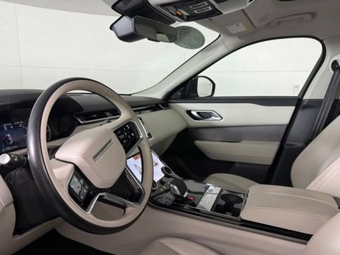 Used 2023 Land Rover Range Rover Velar R-Dynamic S image 11