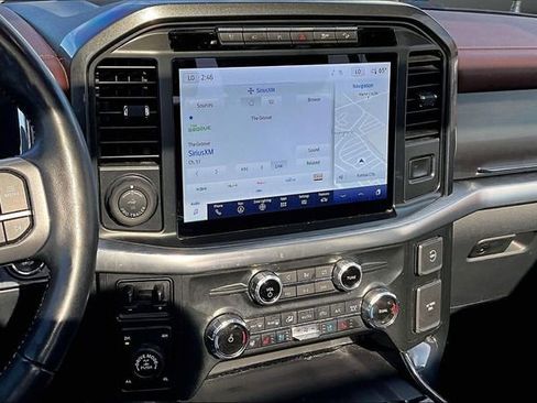 Used 2022 Ford F150 Lariat w/ Equipment Group 502A High image 10