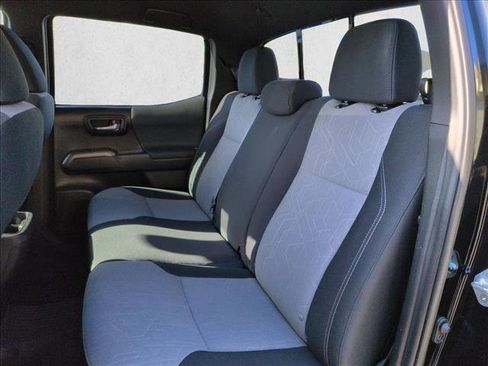 Used 2023 Toyota Tacoma TRD Off-Road AWD/4WD image 18