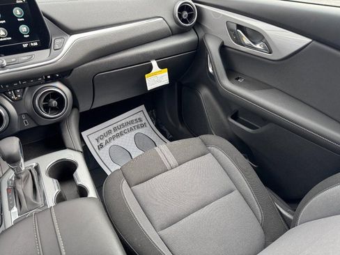 Used 2025 Chevrolet Blazer LT w/ Midnight/Sport Edition image 15