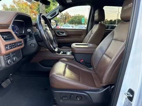 Used 2022 Chevrolet Tahoe High Country image 9