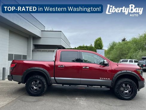Used 2021 Nissan Titan Platinum Reserve w/ Moonroof Package AWD/4WD image 8