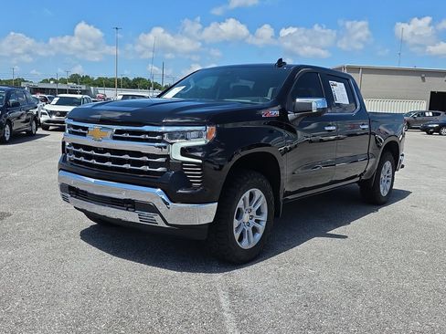Used 2026 Chevrolet Silverado 1500 LTZ w/ LTZ Premium Package AWD/4WD image 4