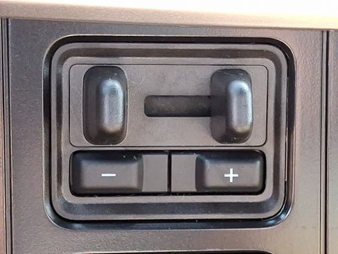 Used 2025 Ford F250 XLT AWD/4WD image 15