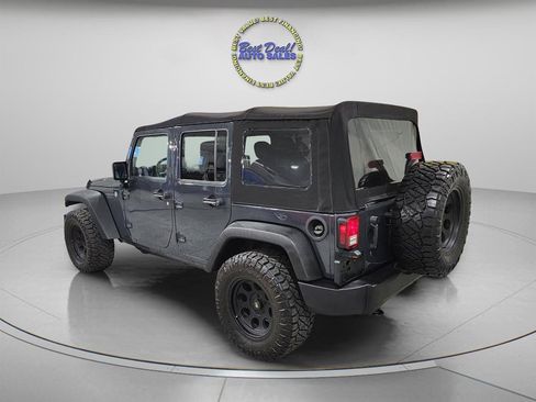 Used 2017 Jeep Wrangler Unlimited Sport w/ Quick Order Package 24S AWD/4WD image 4
