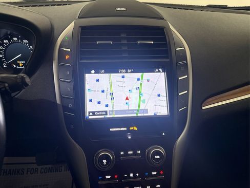 Used 2019 Lincoln MKC Reserve w/ MKC Technology Package FWD image 36