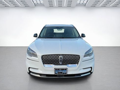Used 2022 Lincoln Aviator AWD w/ Premium Package image 8