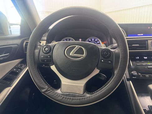 Used 2014 Lexus IS 250 image 19