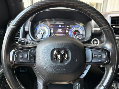 Used 2022 RAM 1500 Limited w/ Body Color Bumper Group AWD/4WD image 33