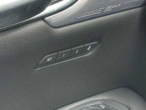 Certified 2025 Cadillac XT5 Premium Luxury image 24