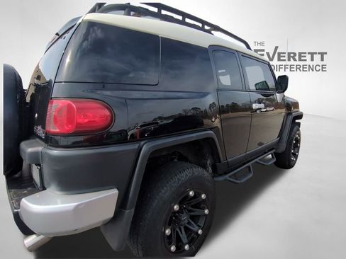 Used 2010 Toyota FJ Cruiser 4WD image 4