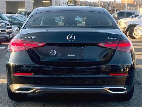 Used 2025 Mercedes-Benz C 300 4MATIC Sedan image 3
