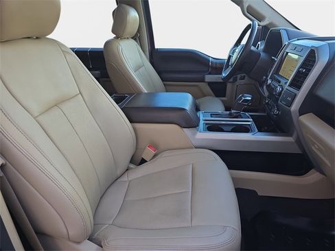 Used 2019 Ford F150 Lariat w/ Equipment Group 501A Mid image 12