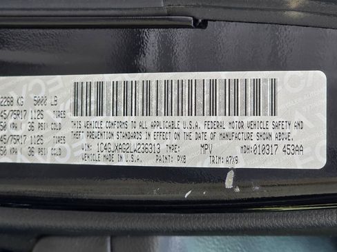 Used 2020 Jeep Wrangler Sport AWD/4WD image 23