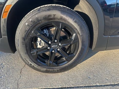 Used 2023 Chevrolet Blazer LT w/ Midnight/Sport Edition image 26