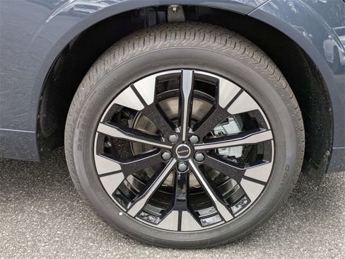 New 2026 Volvo XC60 B5 Plus w/ Protection Package Premier image 12