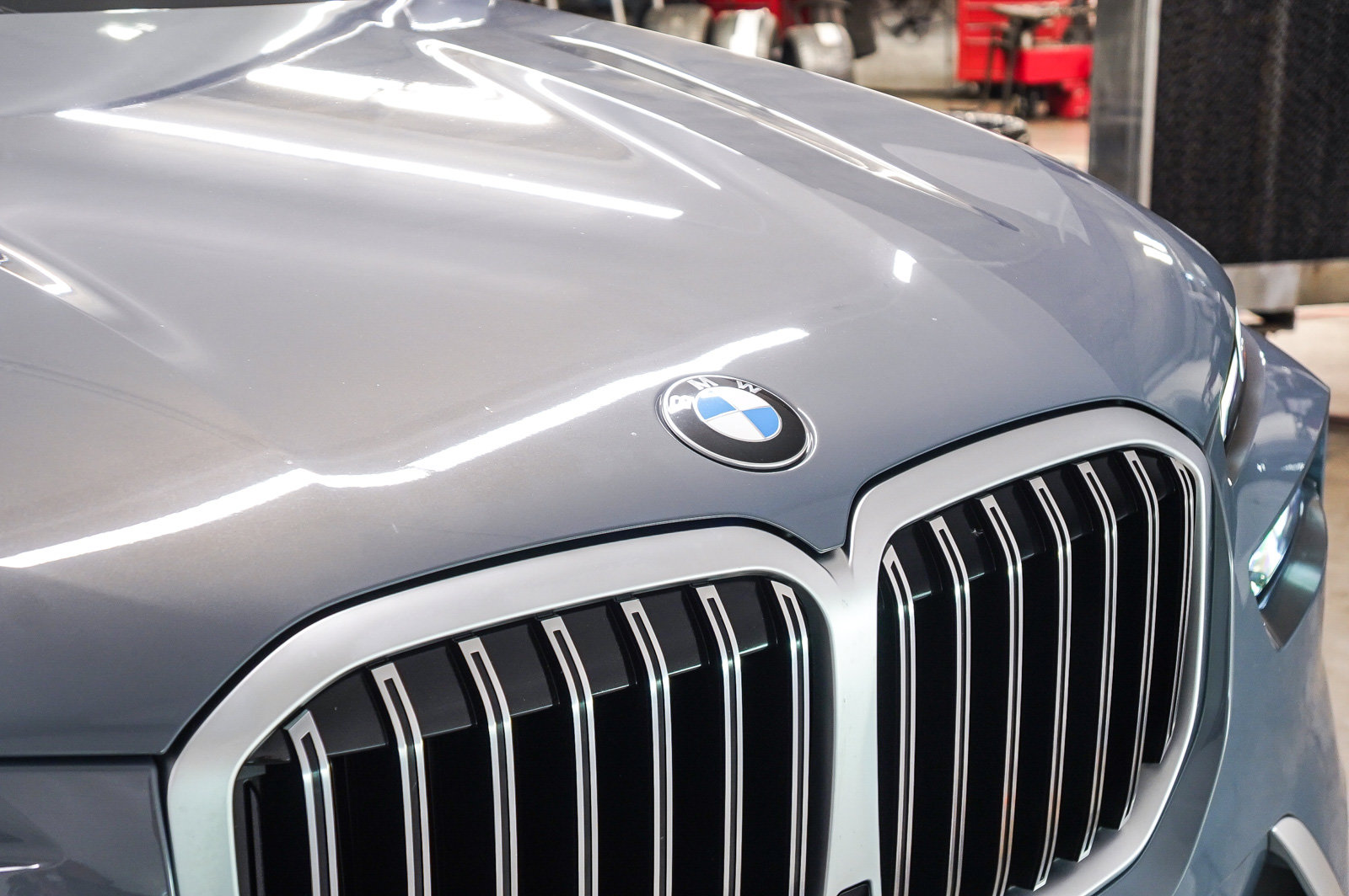 Used 2026 BMW X7 xDrive40i AWD/4WD image 9