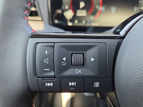 New 2026 Nissan Kicks SR w/ SR Premium Package AWD/4WD image 19