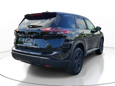 New 2026 Nissan Rogue SV FWD image 7