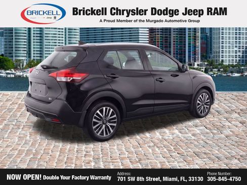 Used 2021 Nissan Kicks SV image 4