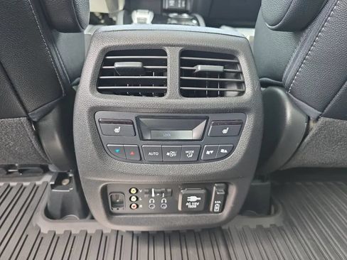 Used 2018 Honda Pilot Elite image 15