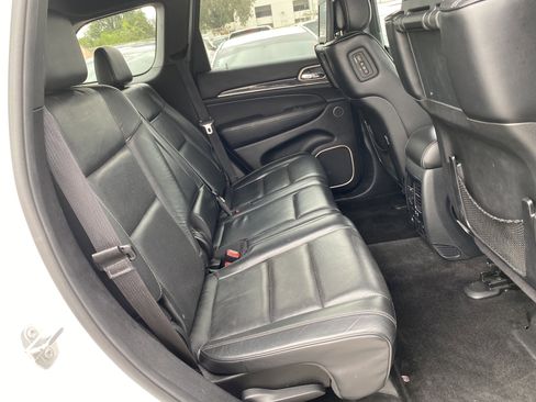 Used 2015 Jeep Grand Cherokee Overland image 19