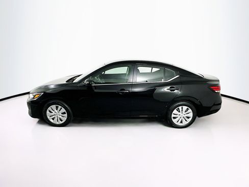 Used 2025 Nissan Sentra S image 4