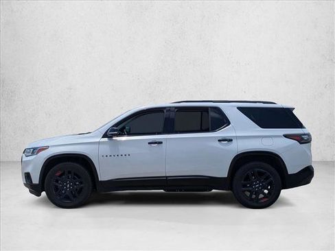 Used 2021 Chevrolet Traverse Premier w/ Redline Edition FWD image 9