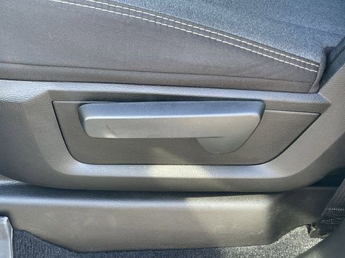 Used 2024 RAM 3500 Tradesman w/ Chrome Appearance Group image 12