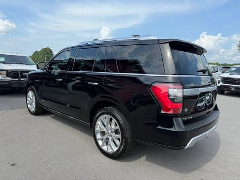Used 2018 Ford Expedition Platinum RWD image 4