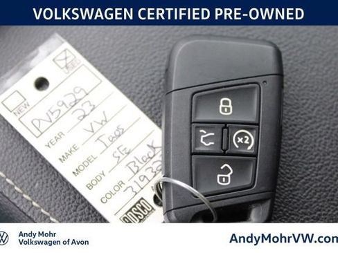 Used 2023 Volkswagen Taos SE w/ Panoramic Sunroof Package AWD/4WD image 34
