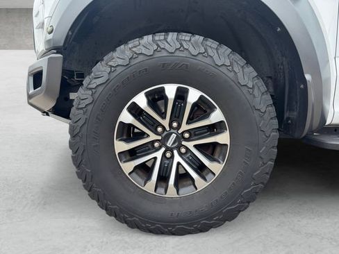 Used 2020 Ford F150 Raptor w/ Equipment Group 802A Luxury image 23