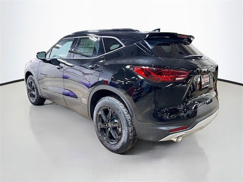 New 2026 Chevrolet Blazer LT w/ Midnight/Sport Edition image 10