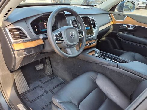 Certified 2024 Volvo XC90 B6 Core image 21
