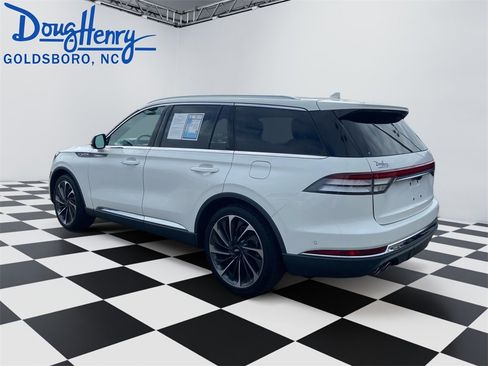Used 2020 Lincoln Aviator Reserve w/ Equipment Group 201A image 3