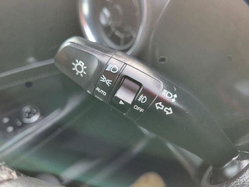 Used 2021 Kia Forte GT-Line FWD image 13