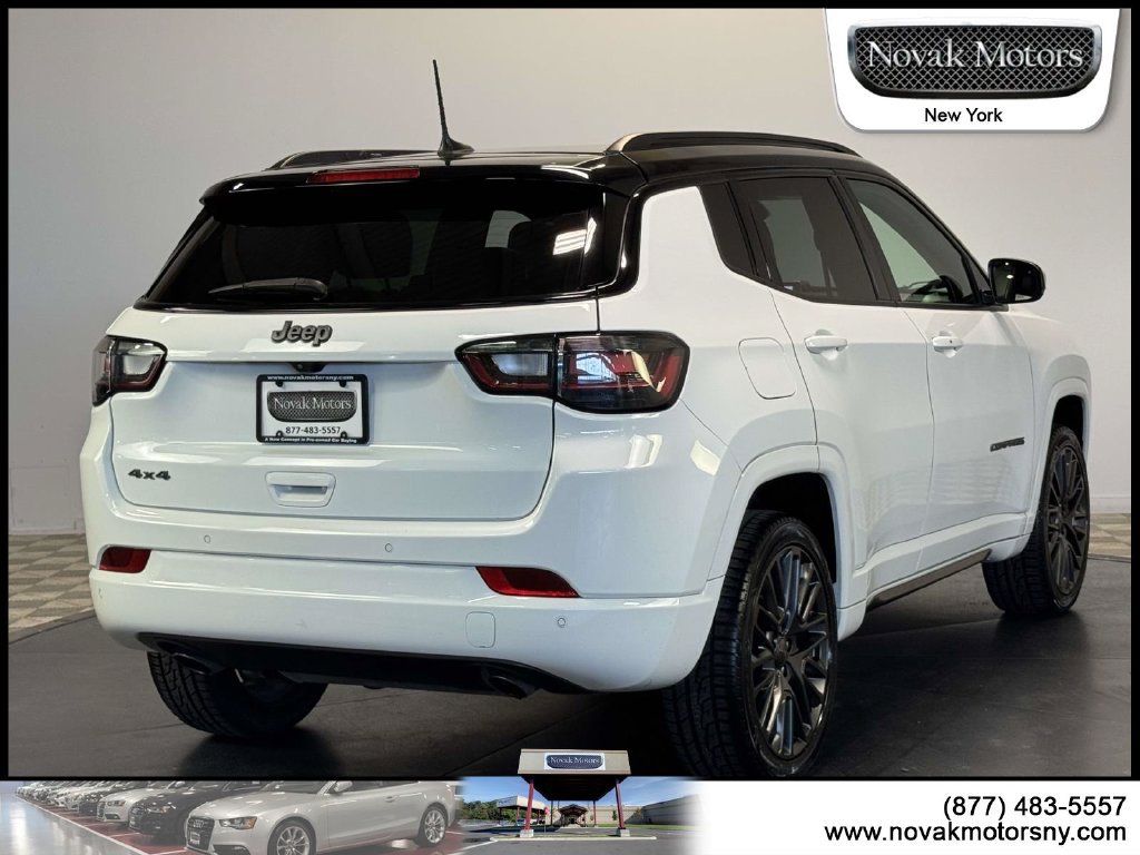 Used 2023 Jeep Compass High Altitude AWD/4WD image 9