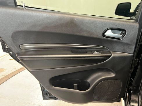 Used 2021 Dodge Durango SXT AWD/4WD image 19