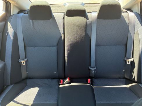 Used 2025 Nissan Versa SV image 36