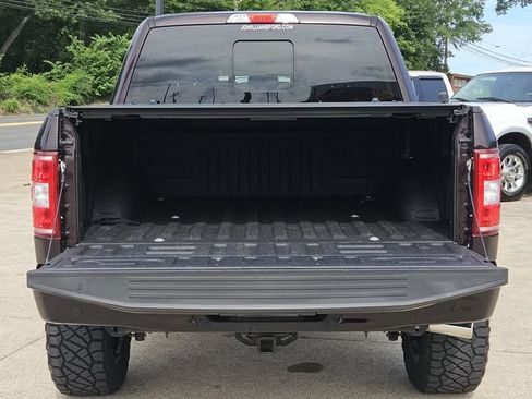 Used 2018 Ford F150 XLT w/ Equipment Group 302A Luxury AWD/4WD image 10