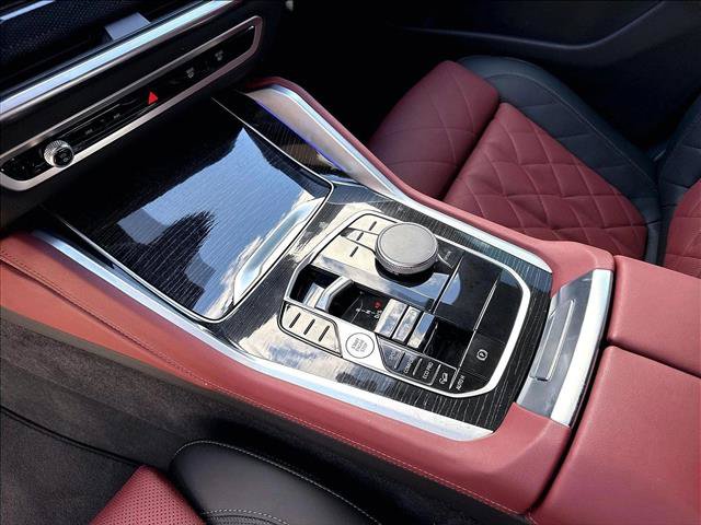 Used 2024 BMW X6 xDrive40i w/ Premium Package AWD/4WD image 14