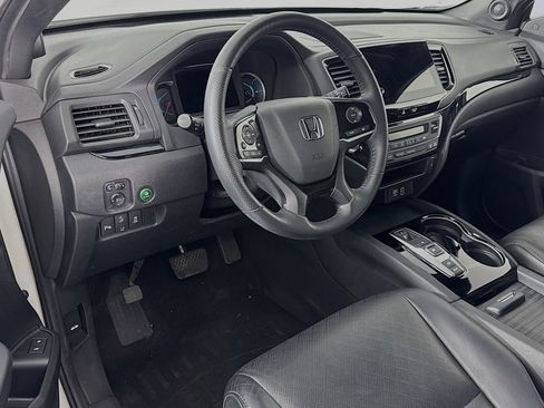 Certified 2019 Honda Passport Touring image 9