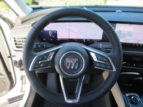 New 2026 Buick Envision Preferred image 17